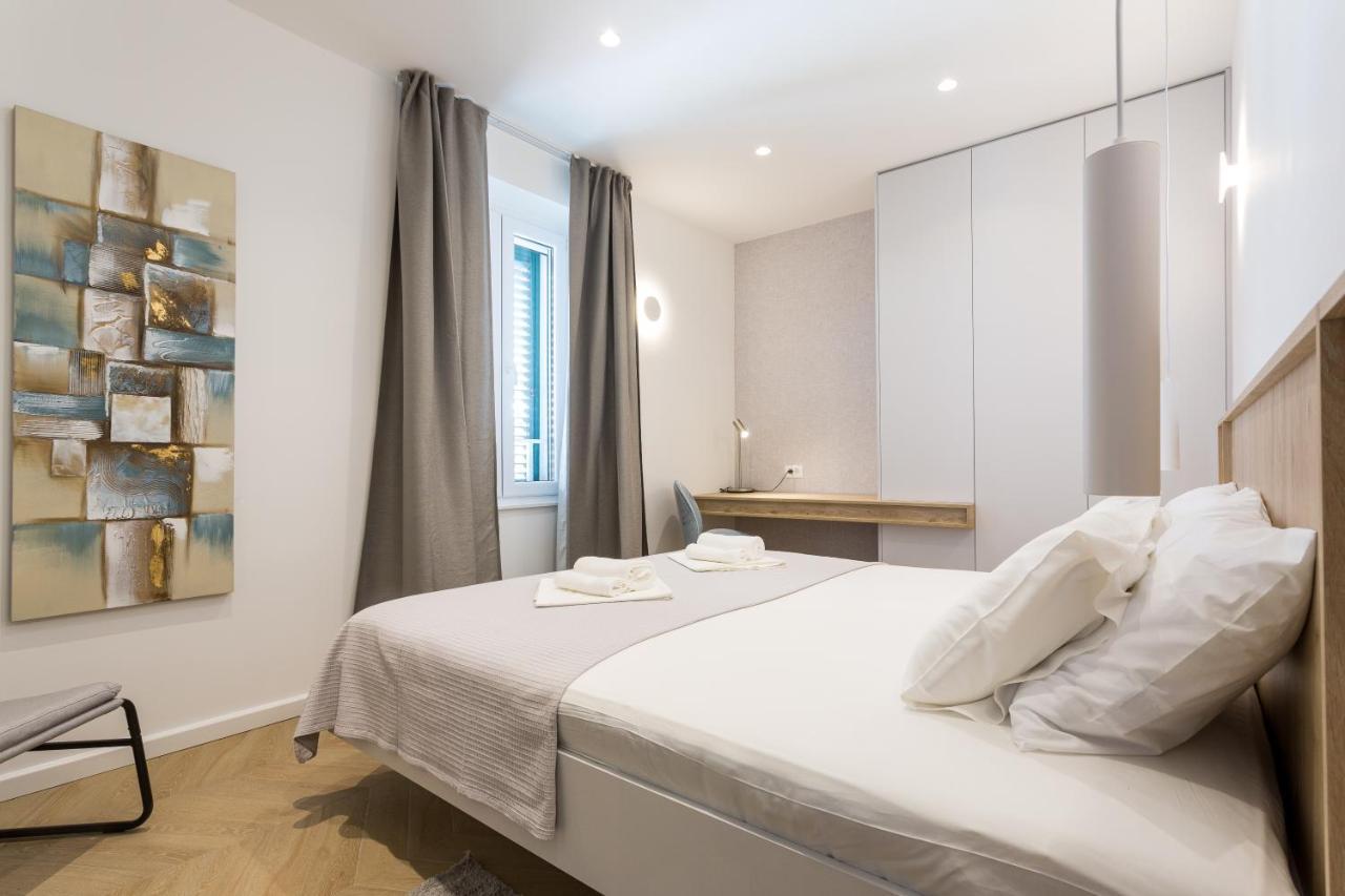 Top Floor Luxury Suite Split Exteriör bild